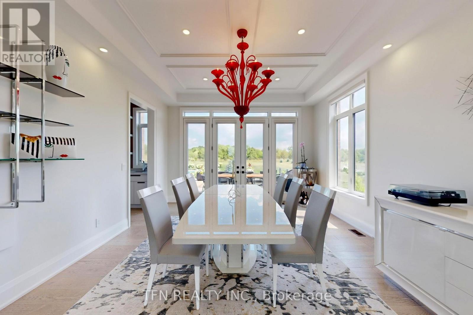 258 AMOS DRIVE - 10
