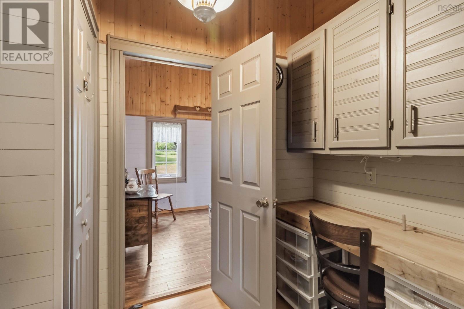 Property 36 of 51 of 1091 RIDGE Road