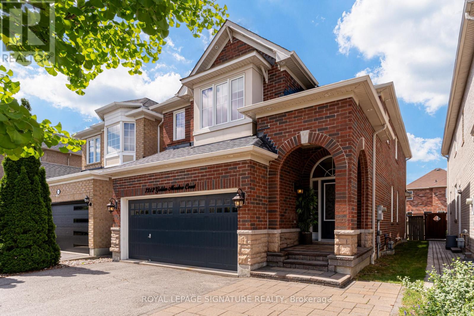 Front of the house 2