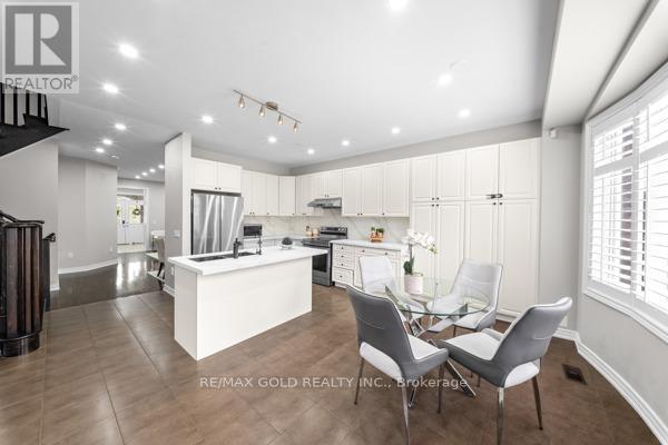 10 ROUGEBANK AVENUE - 13