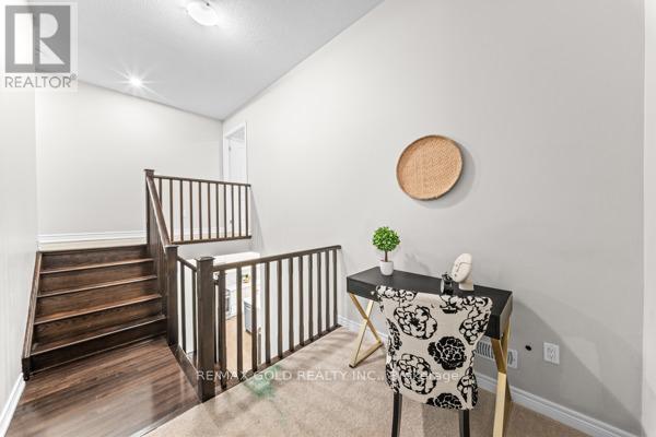 10 ROUGEBANK AVENUE - 24