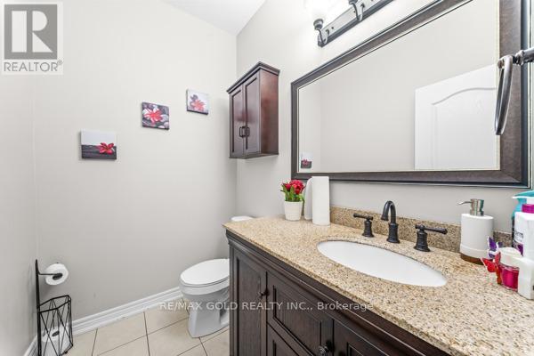 10 ROUGEBANK AVENUE - 36