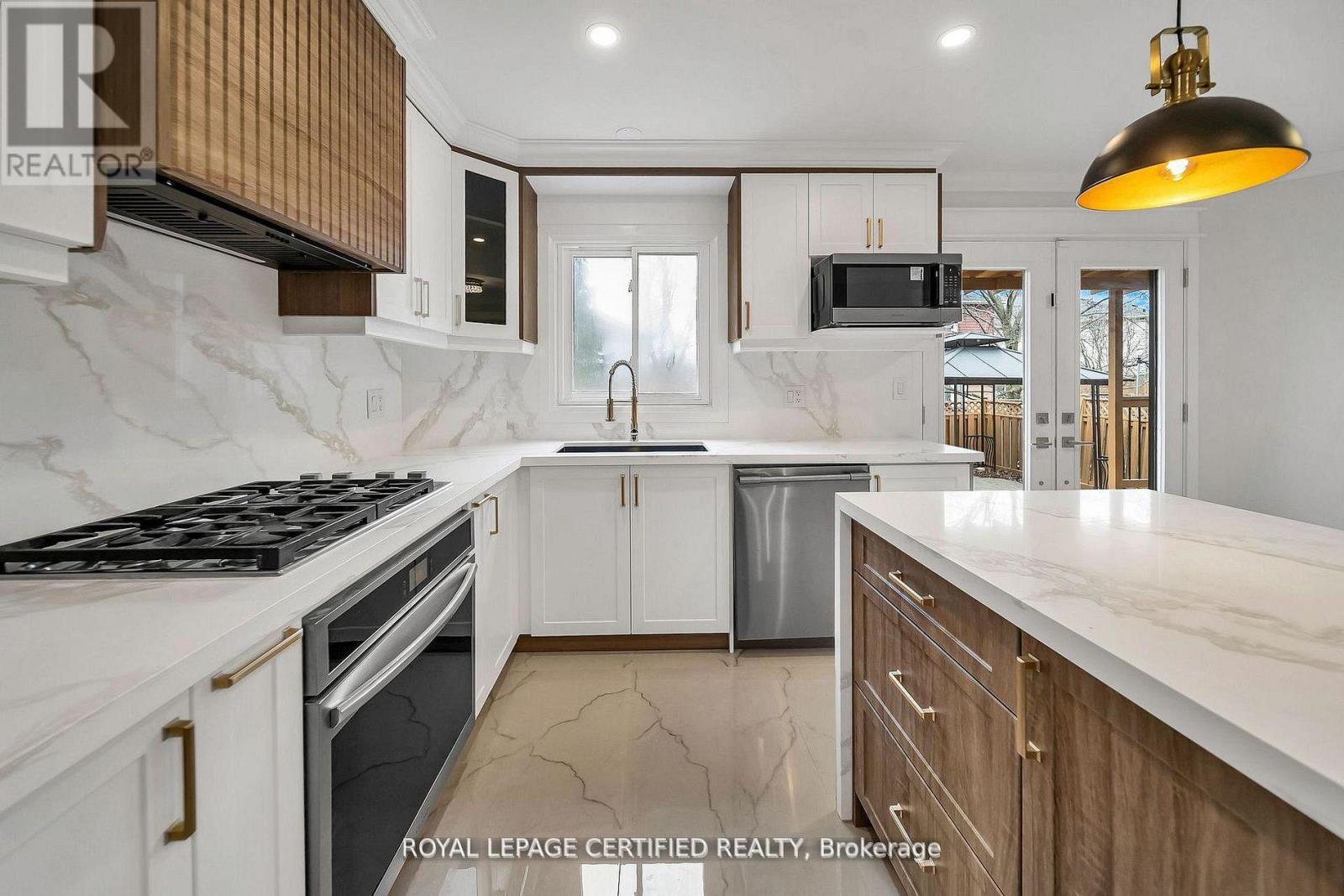 6062 PRAIRIE CIRCLE - 12