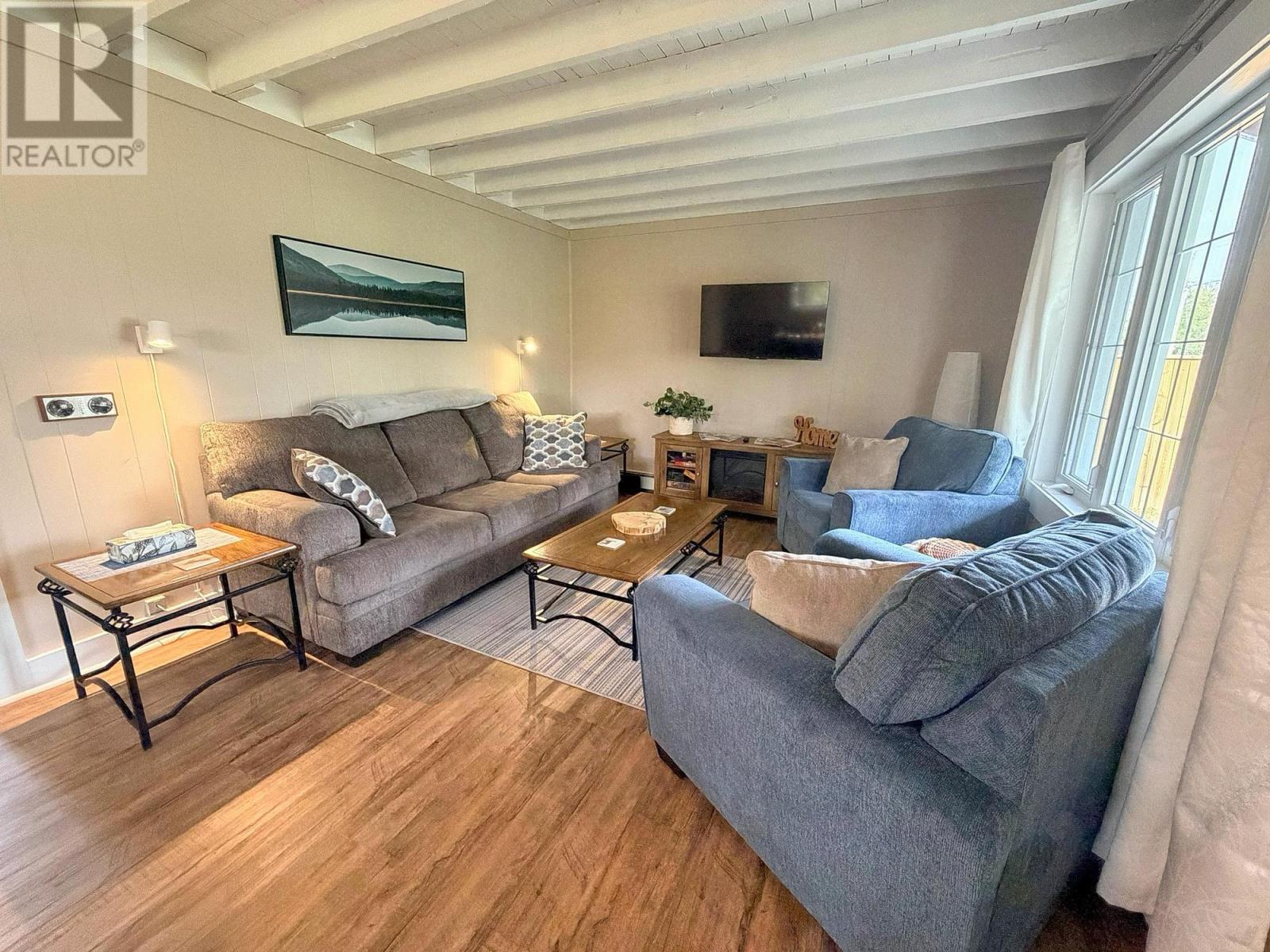 112 Queen ST - 5