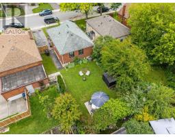6 Barrett Road, Toronto, ON M4B1V9 Photo 31