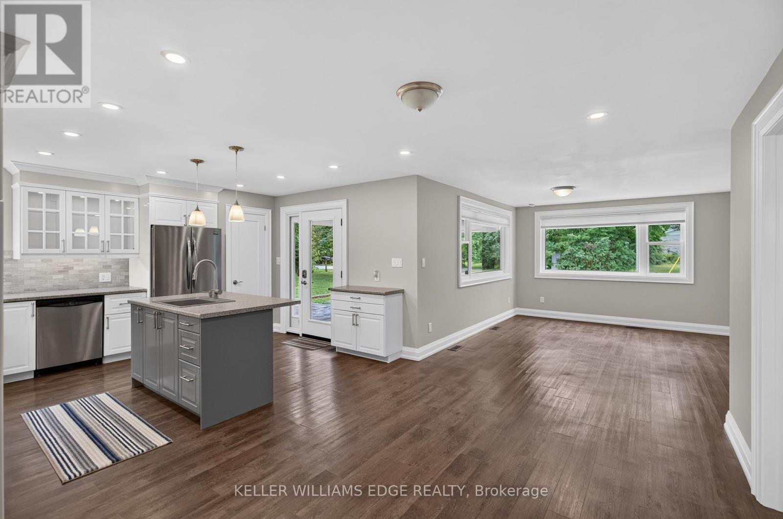 258 LYNDEN ROAD - 10