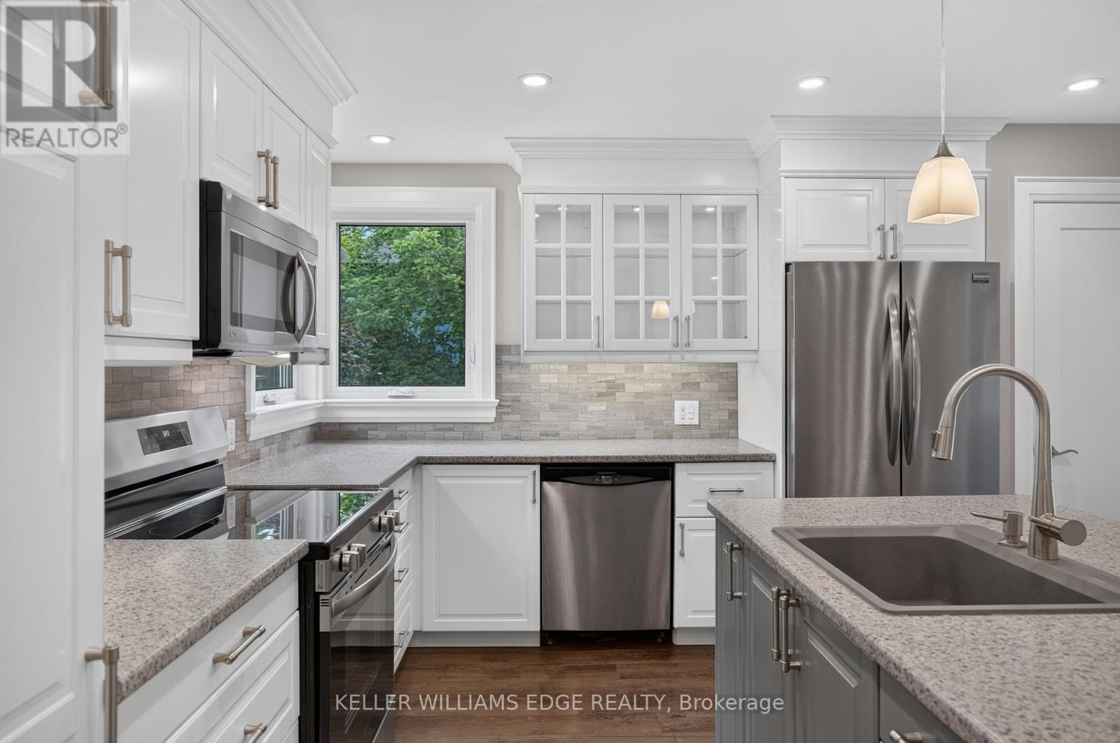 258 LYNDEN ROAD - 12