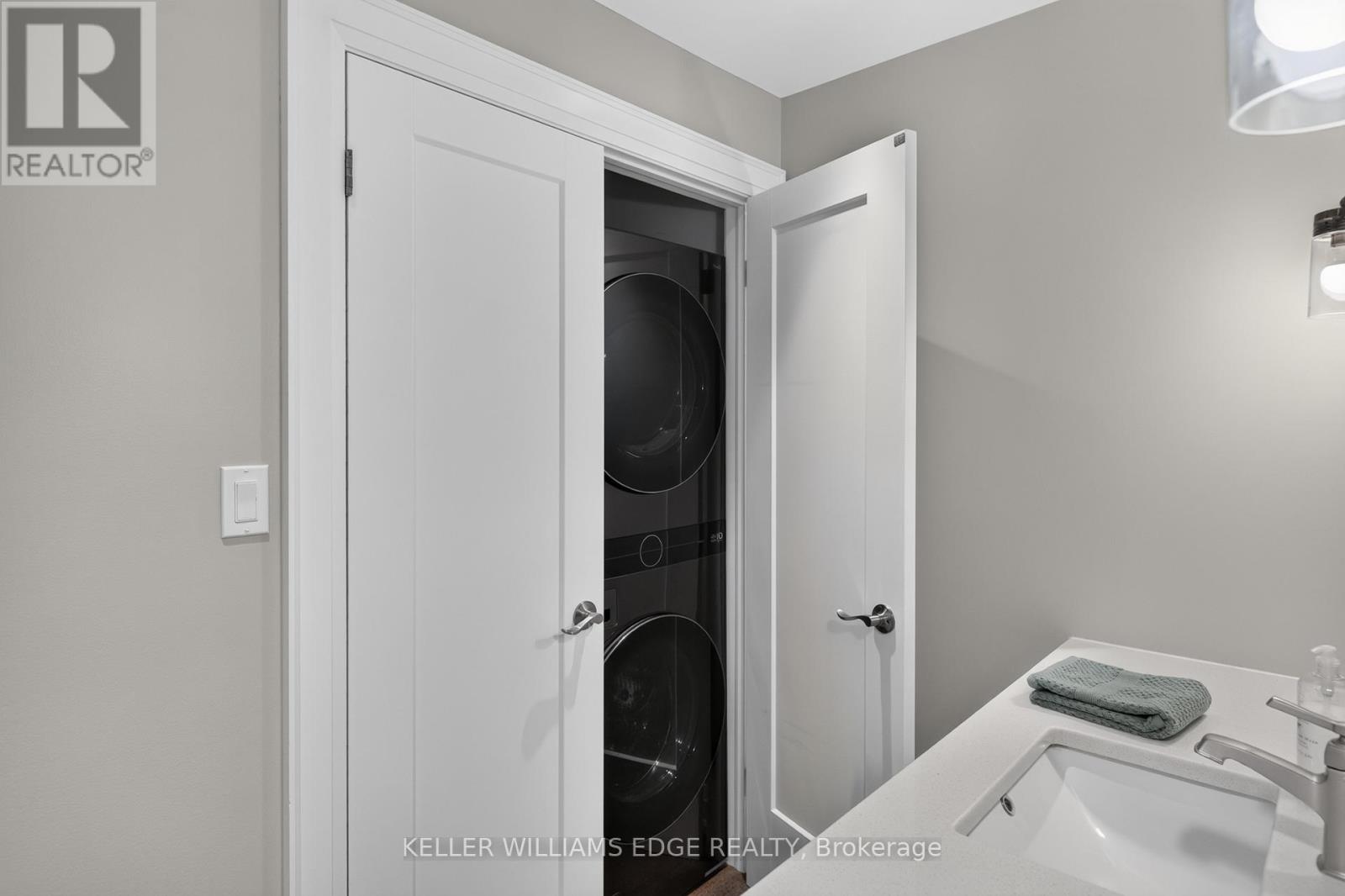 258 LYNDEN ROAD - 23
