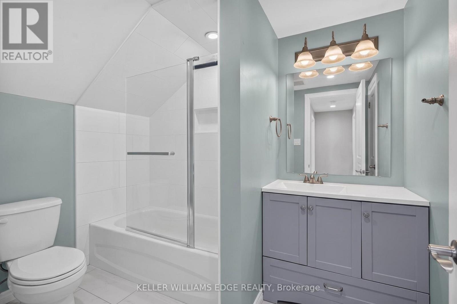 258 LYNDEN ROAD - 48