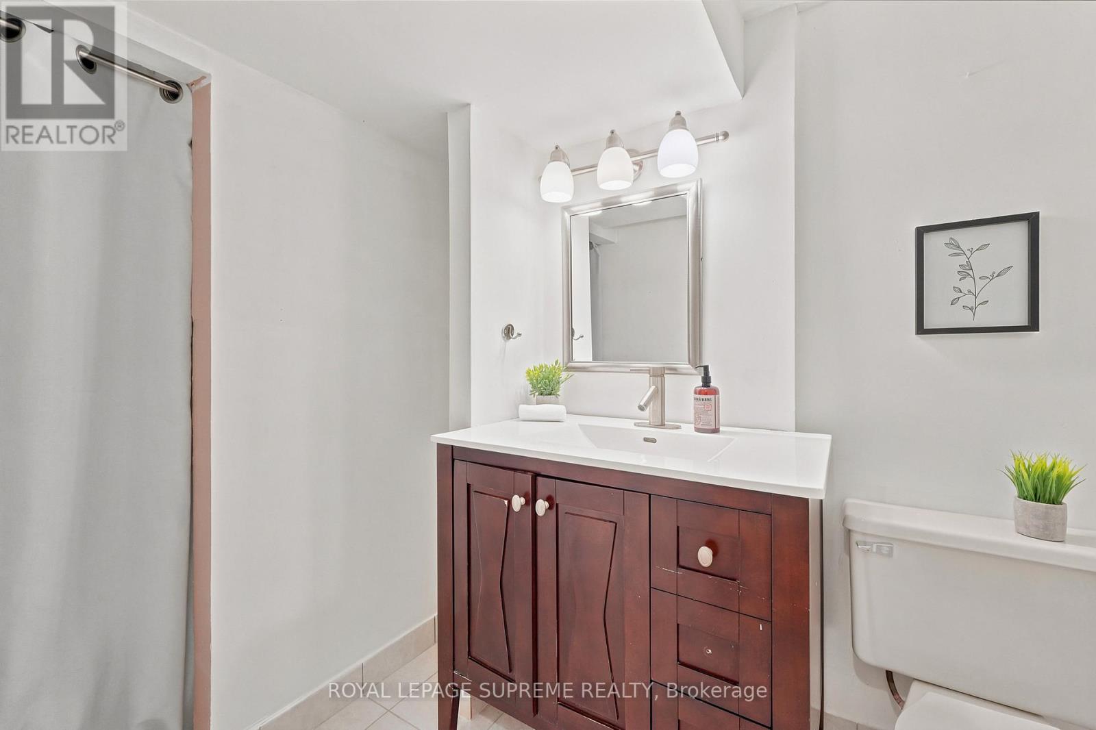 24 ALEXANDRA BOULEVARD - 36