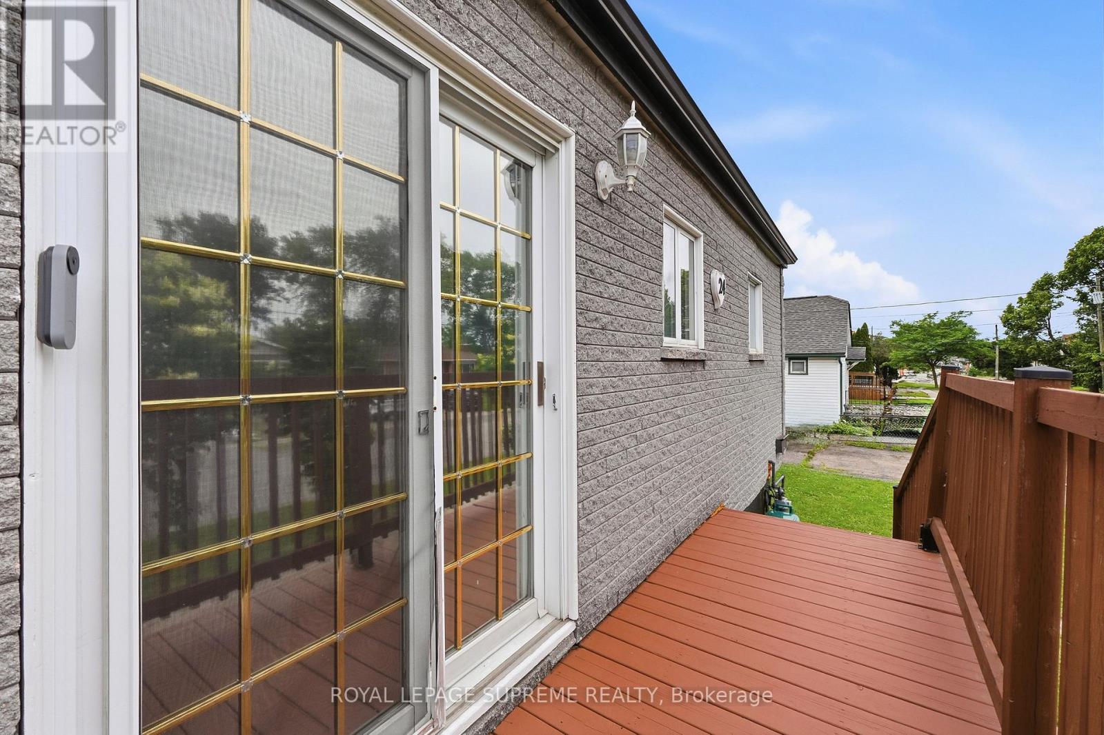 24 ALEXANDRA BOULEVARD - 4