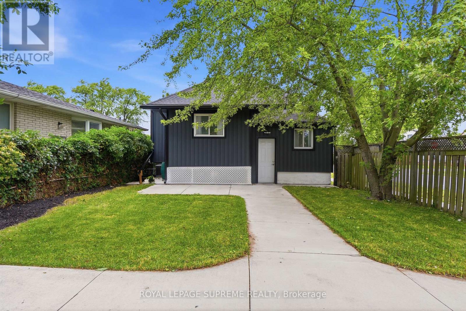 24 ALEXANDRA BOULEVARD - 9