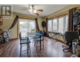 Living room - 681 Conc 14 Townsend Road, Norfolk, ON N3Y4K3 Photo 6