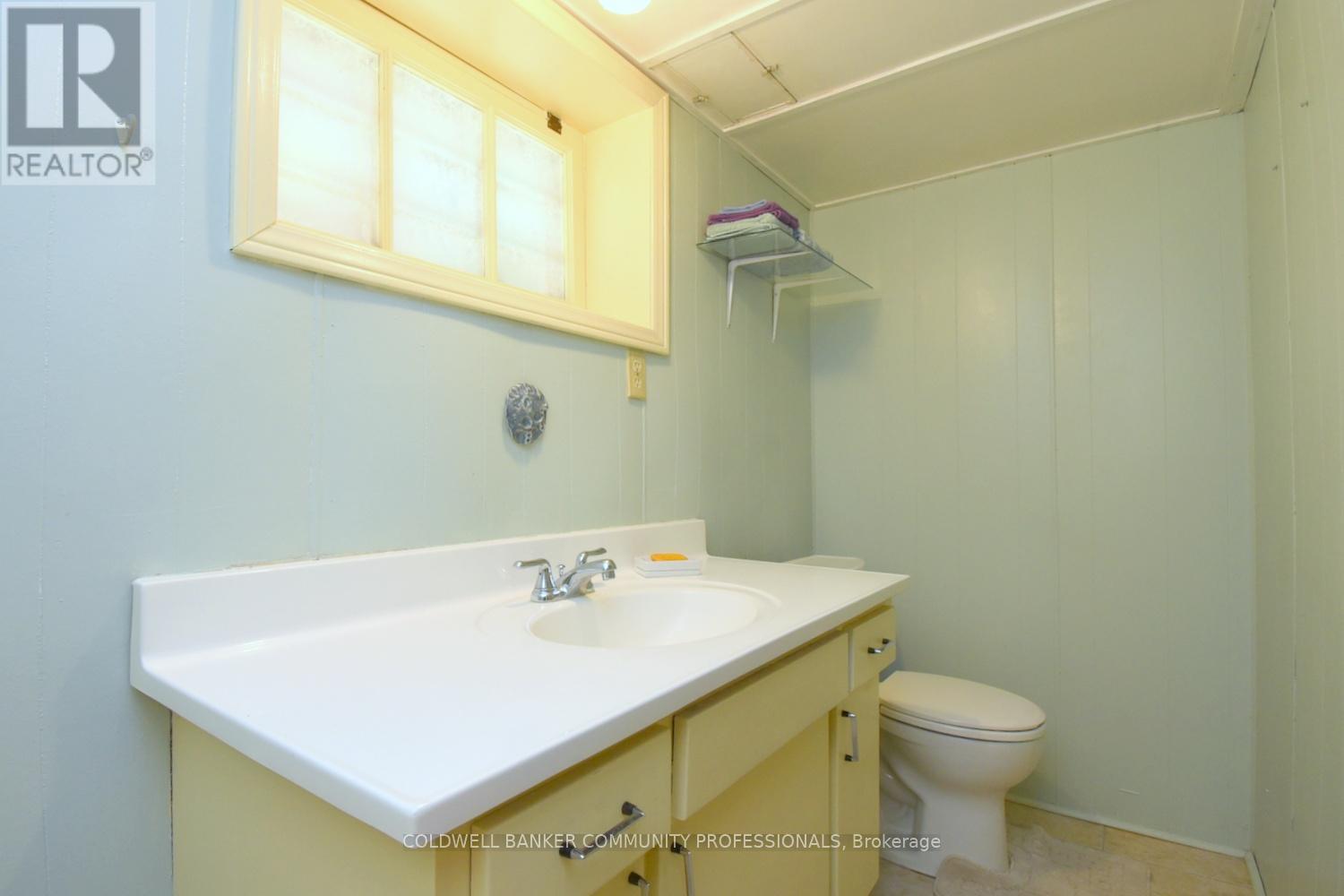 28 ST CLAIR AVENUE - 35