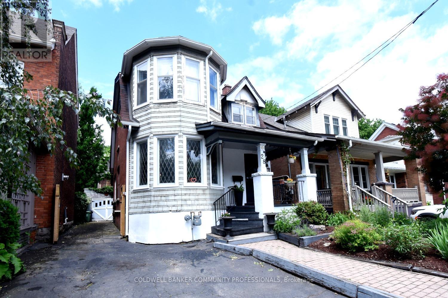28 ST CLAIR AVENUE - 4