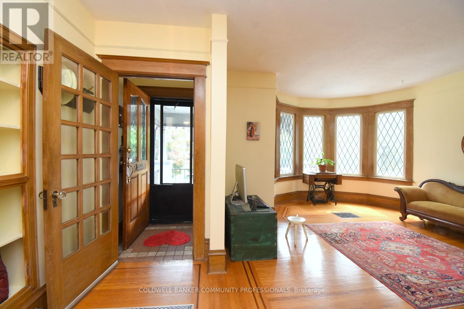 28 ST CLAIR AVENUE - 6