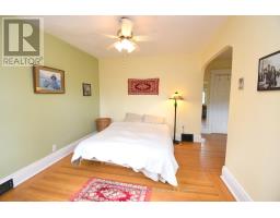 28 St Clair Avenue, Hamilton, ON L8M2N3 Photo 24