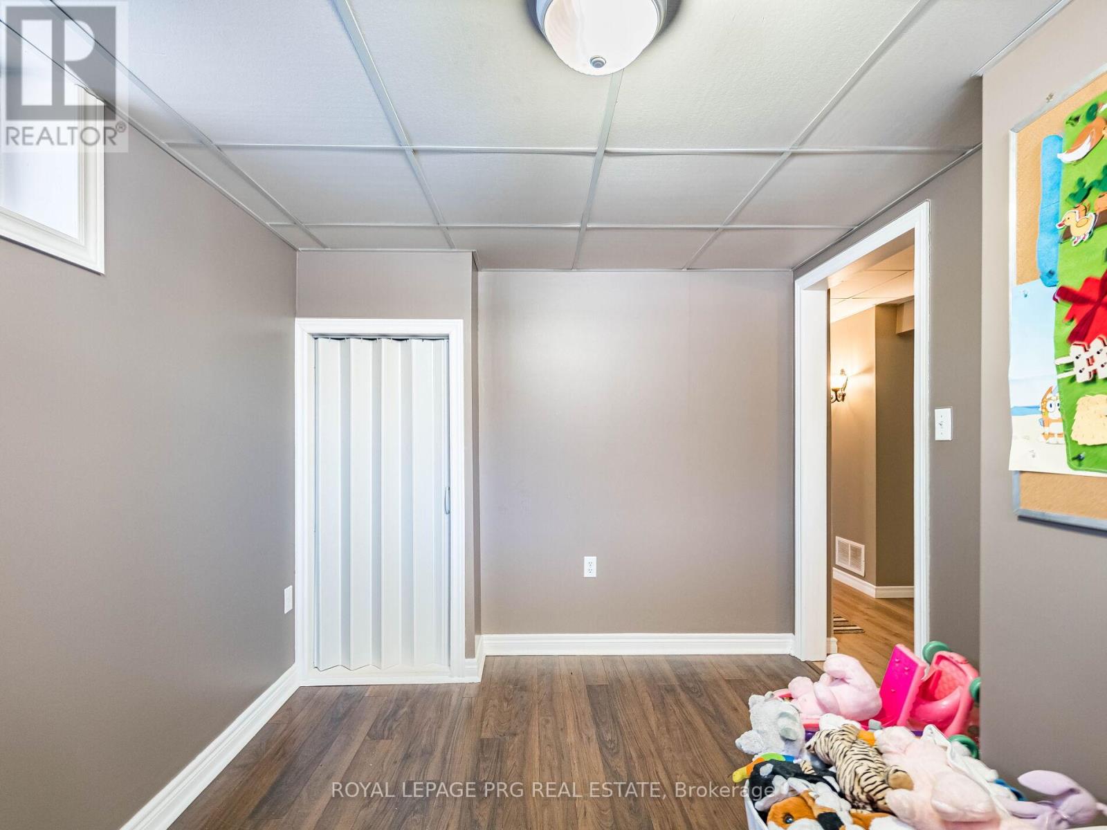 306 HELENA STREET - 12