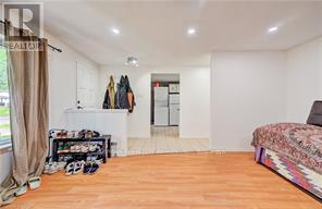 53 HELENE CRESCENT - 10