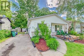 53 HELENE CRESCENT - 3