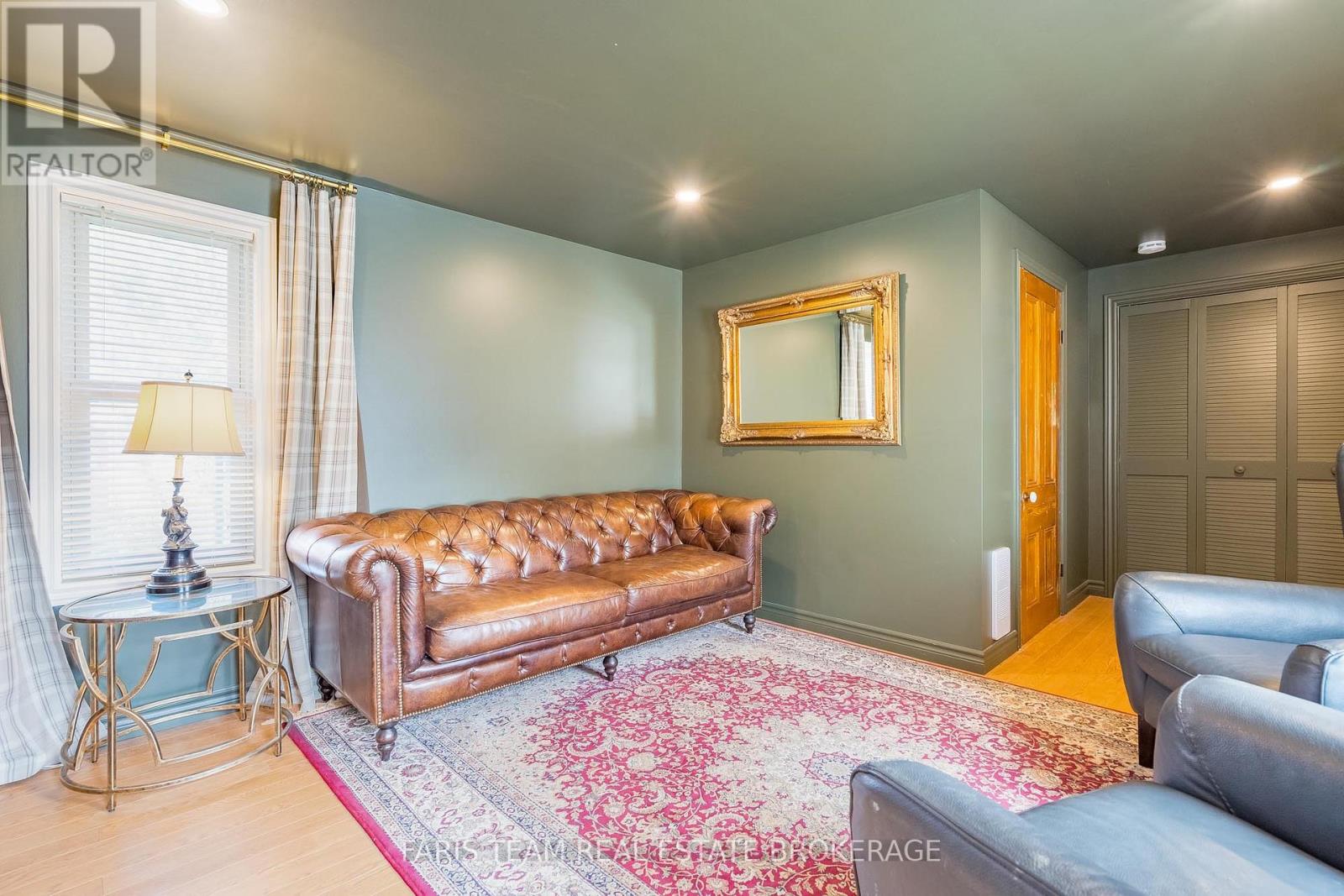 23 YONGE STREET S - 13