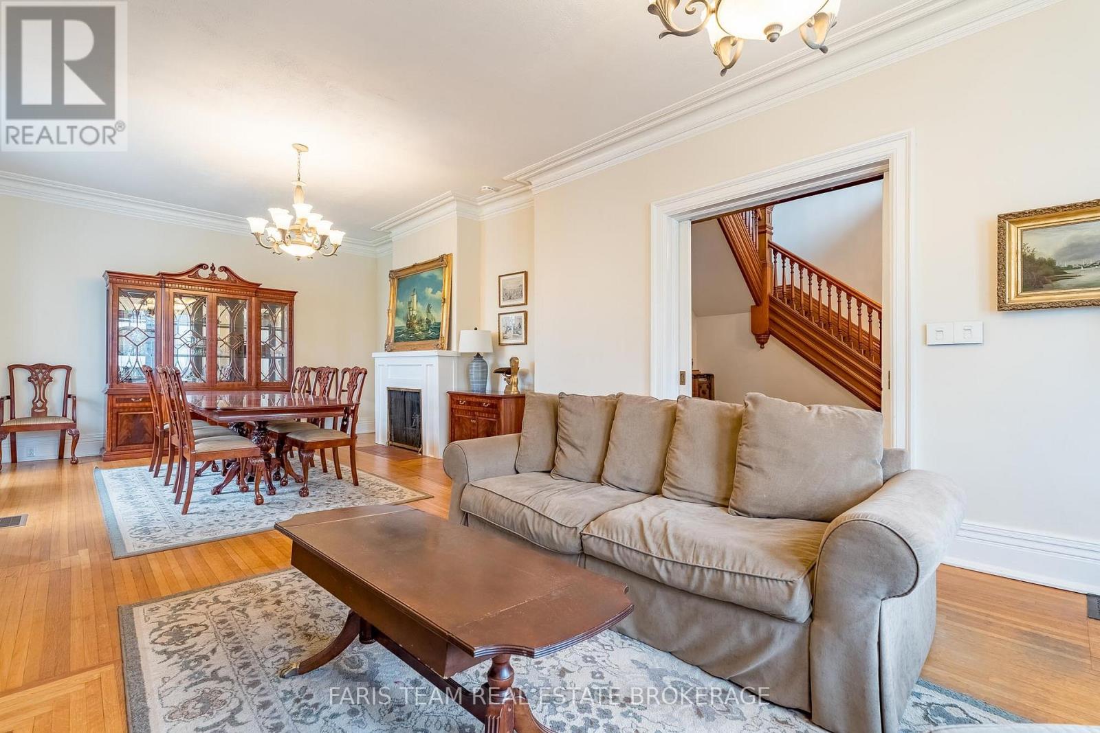 23 YONGE STREET S - 10