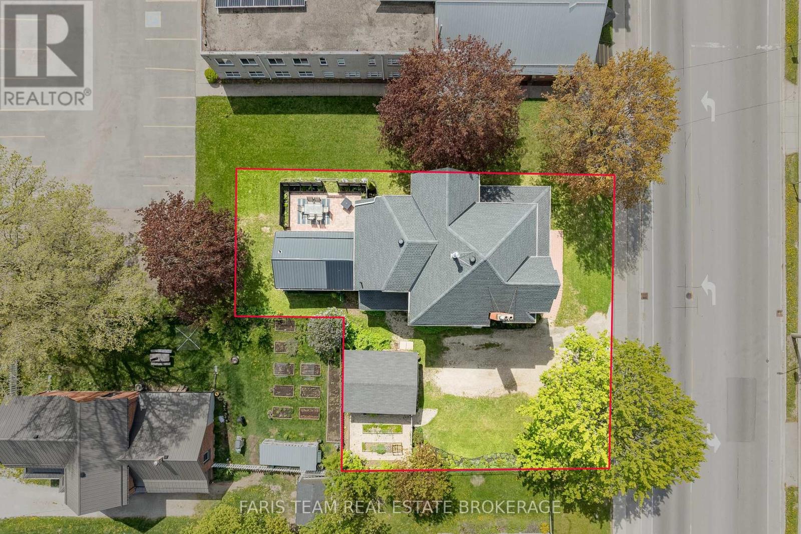 23 YONGE STREET S - 31