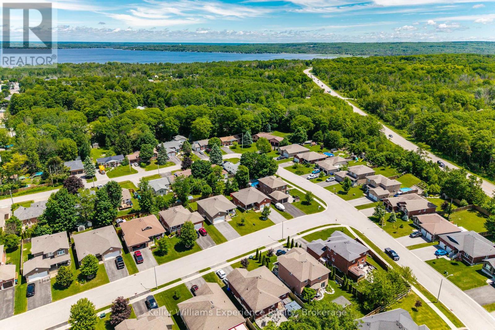 5 SHEPPARD DRIVE - 37