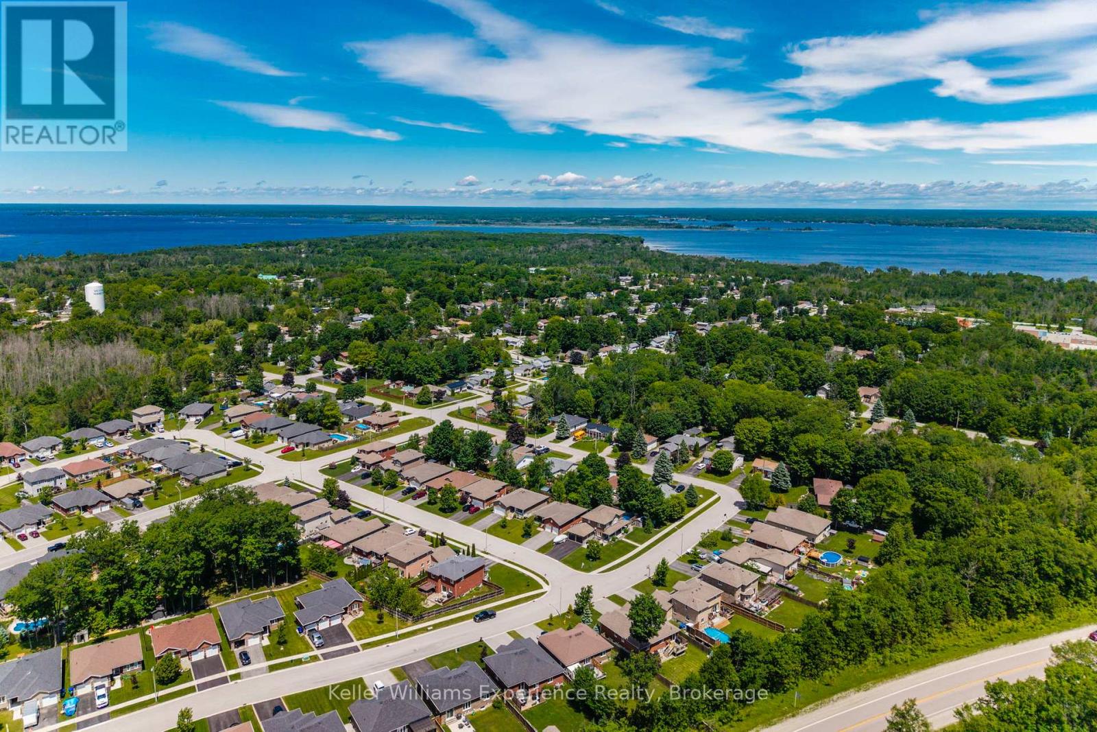 5 SHEPPARD DRIVE - 38