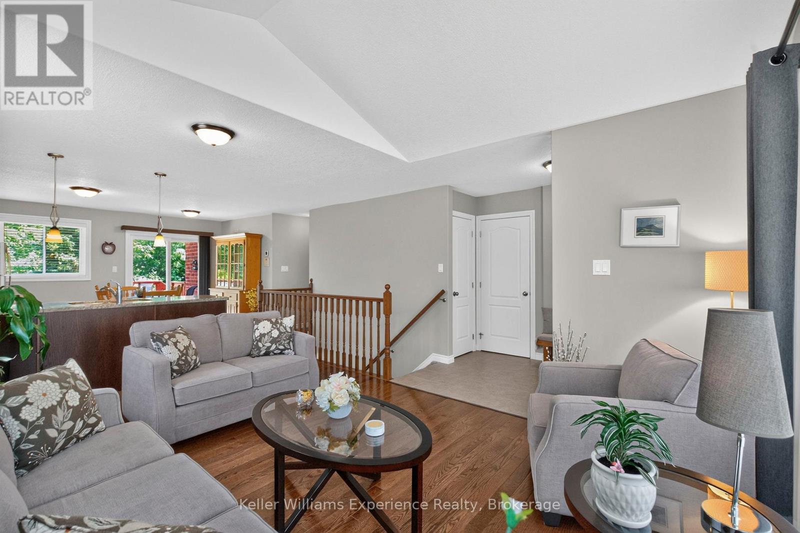 5 SHEPPARD DRIVE - 9