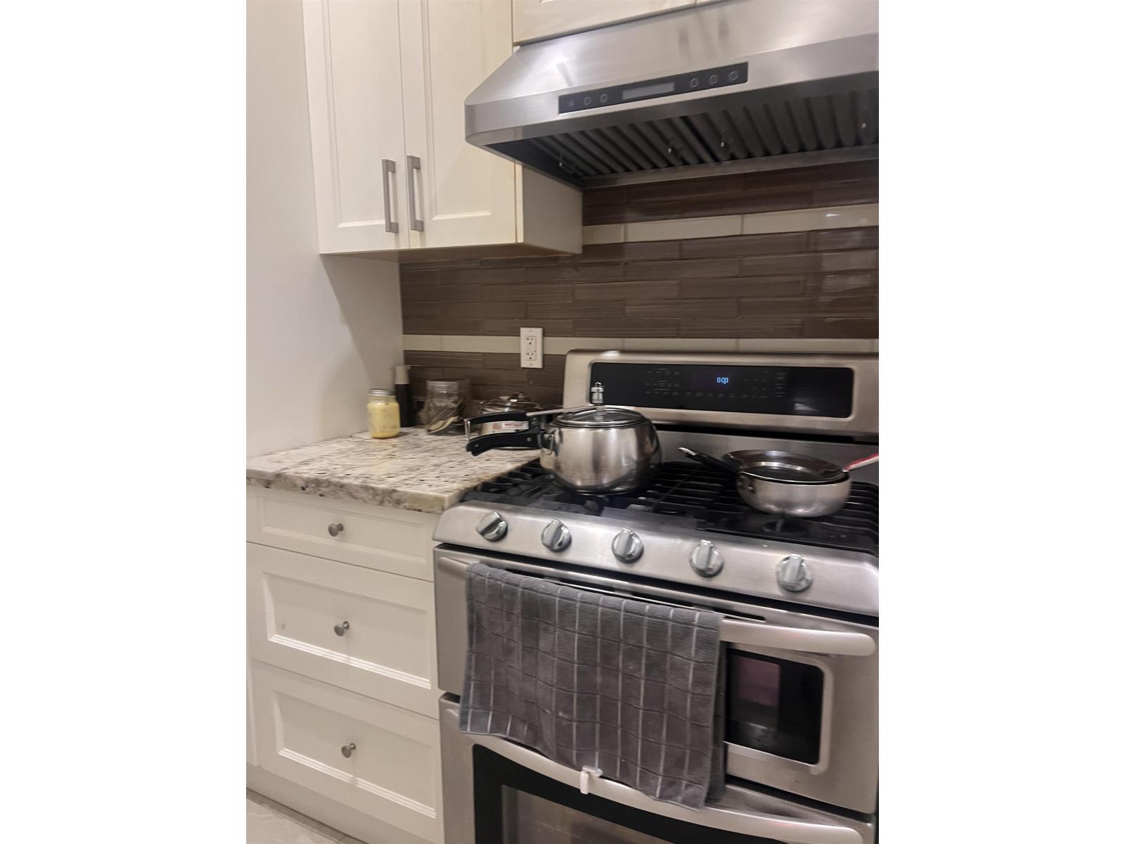 13296 62A AVENUE, Surrey