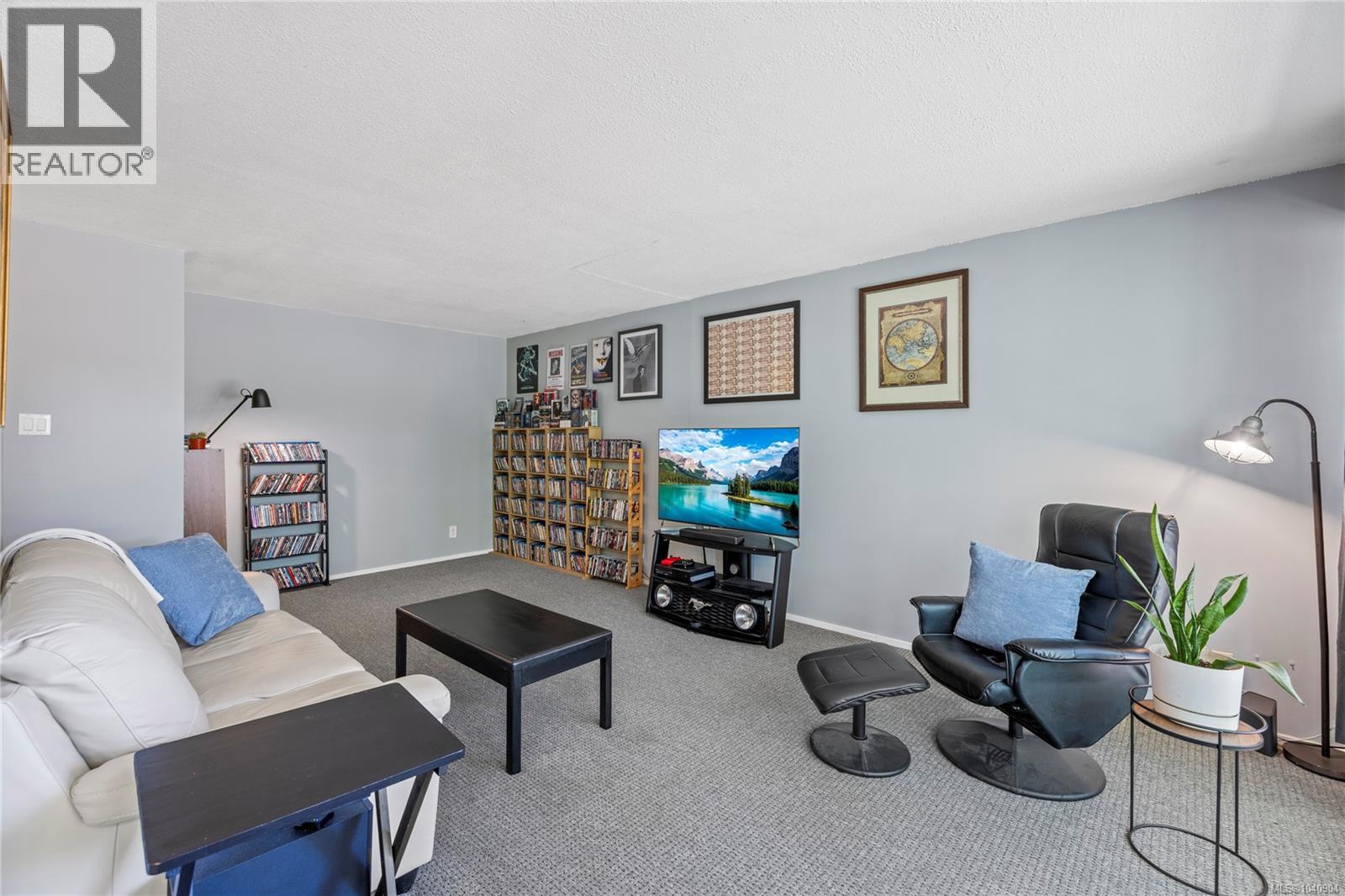 #5208 999 Bowen Rd - 6