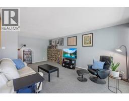 Living room - 5208 999 Bowen Rd, Nanaimo, BC V9R2A4 Photo 6