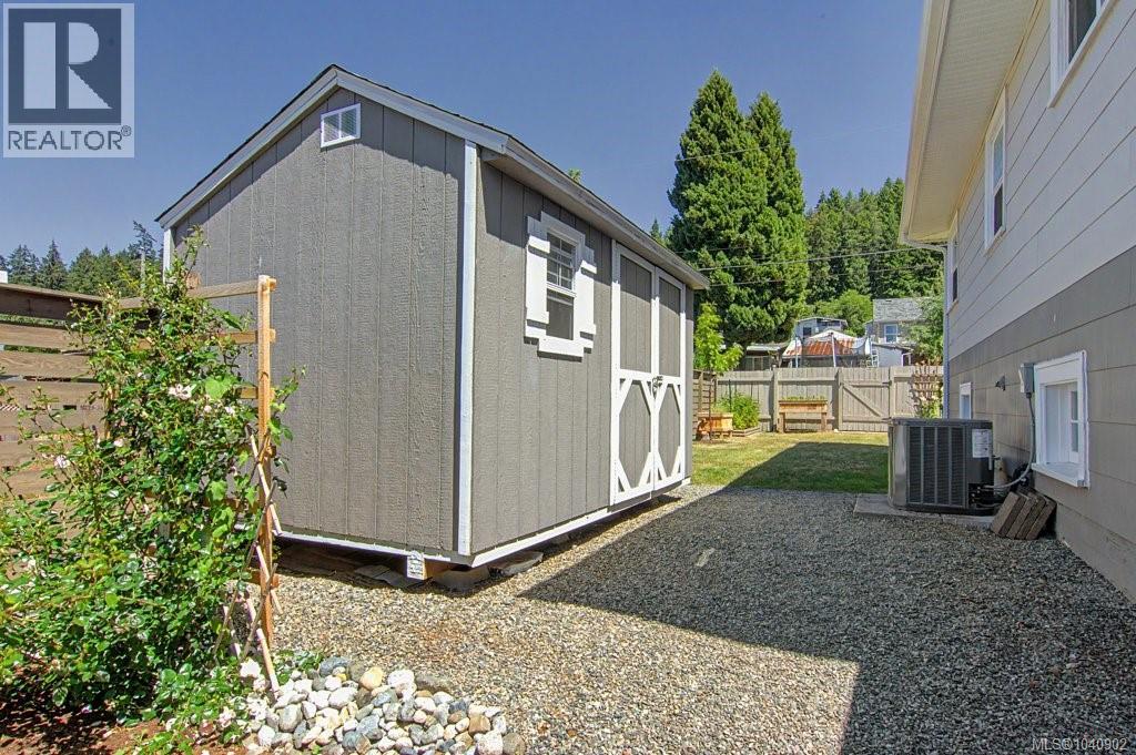 2563 15th Ave, Port Alberni