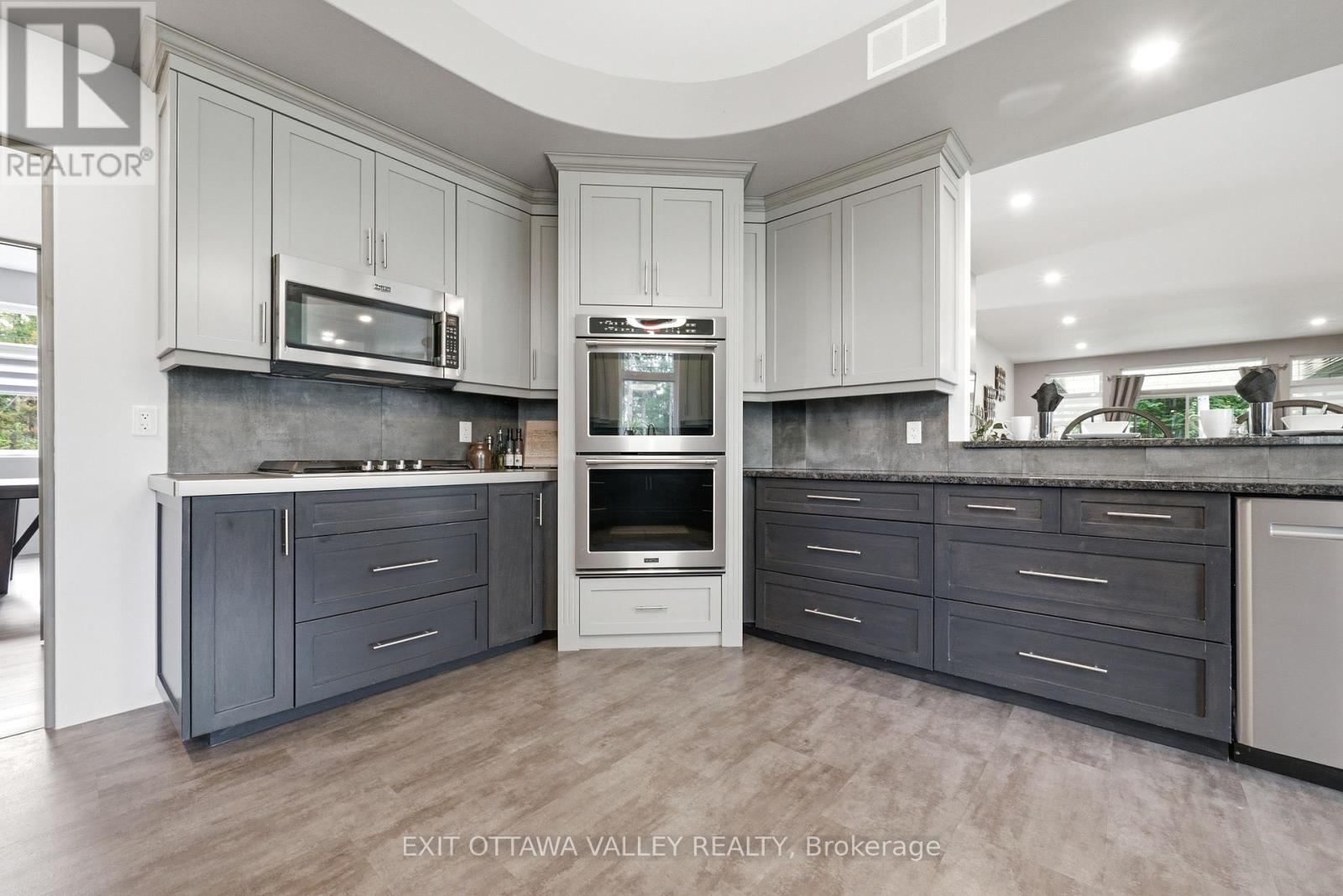 301 DORAN ROAD - 7
