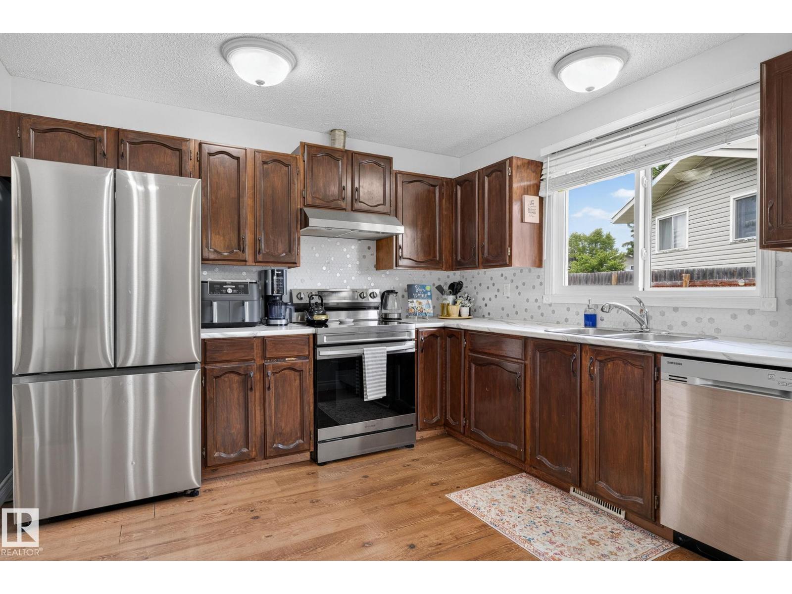 14612 29 ST NW NW - photo 3