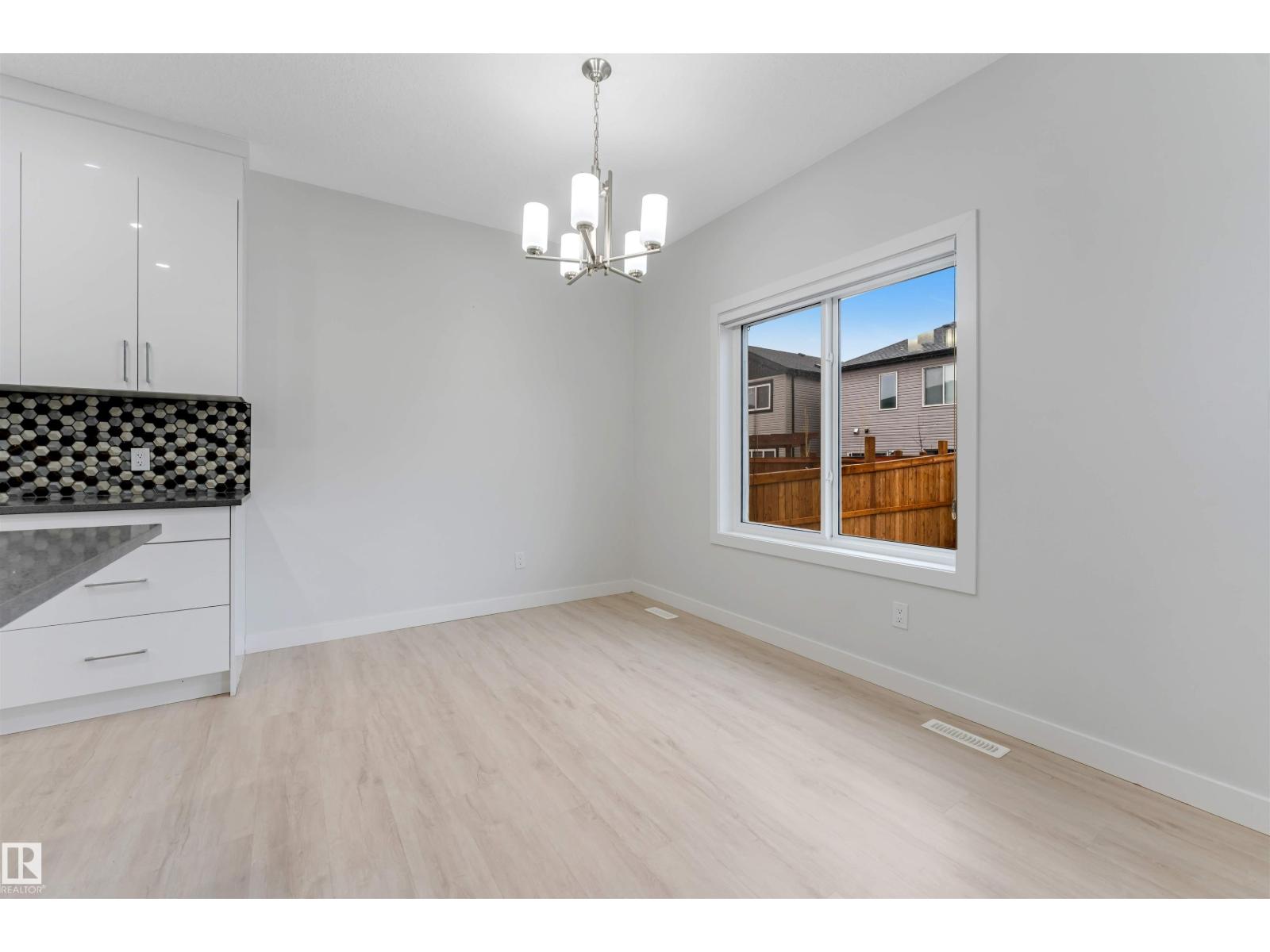 339 ROBERTS WD — photo 23