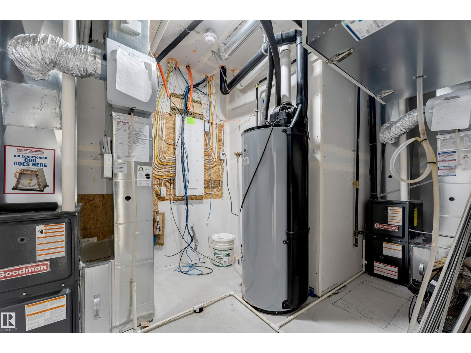 339 ROBERTS WD — photo 62