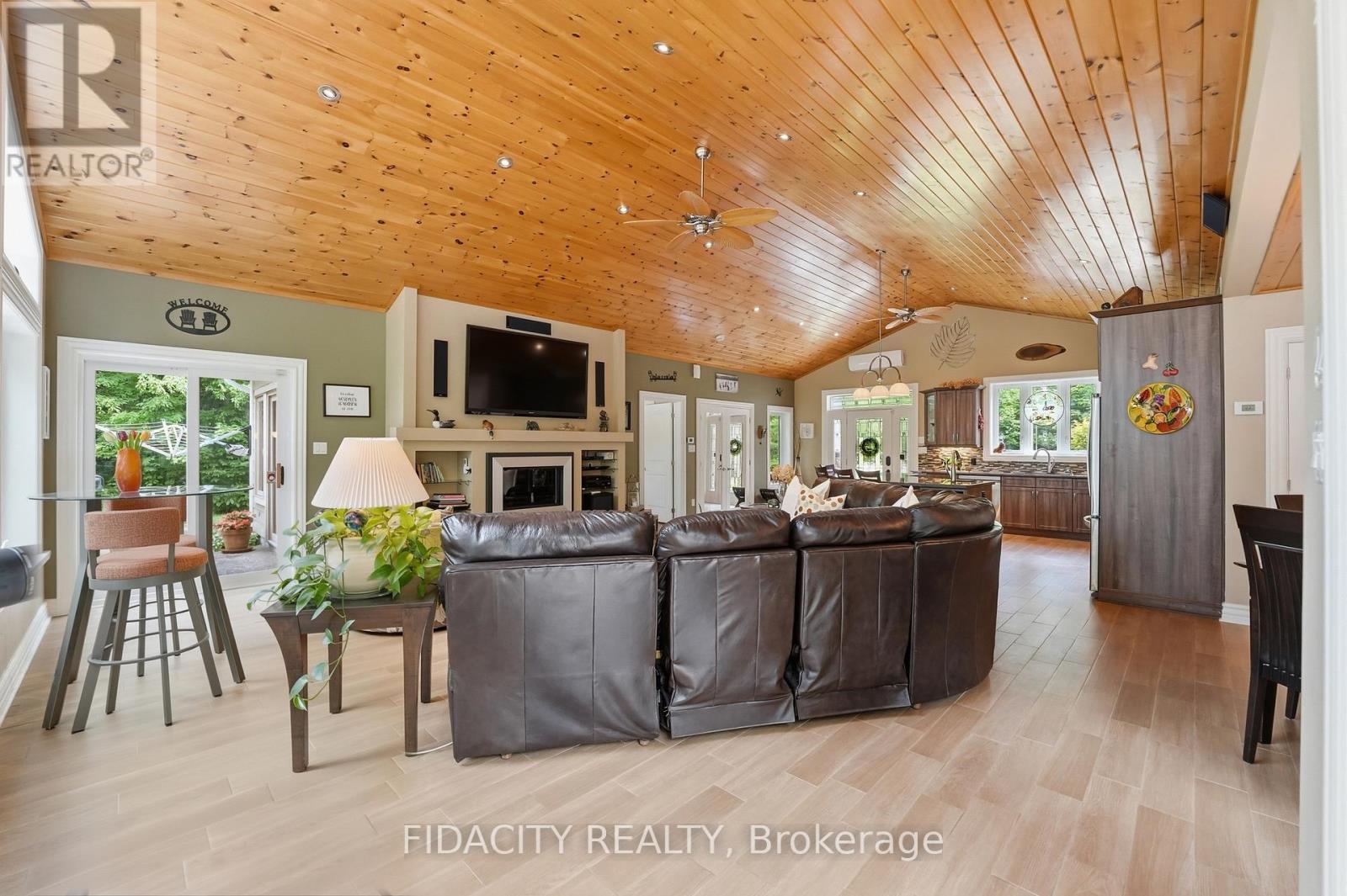 1492 DEVIL LAKE ROAD - Image 20