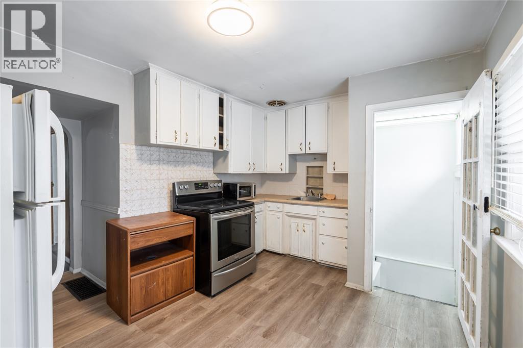 181 Campbell STREET - 6