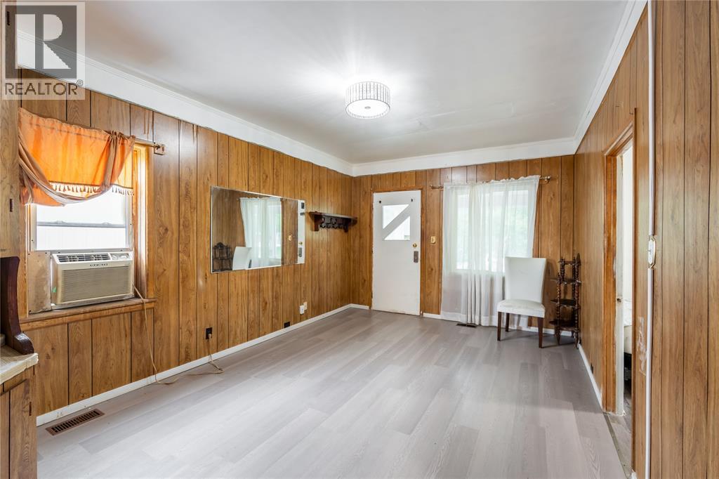 181 Campbell STREET - 4