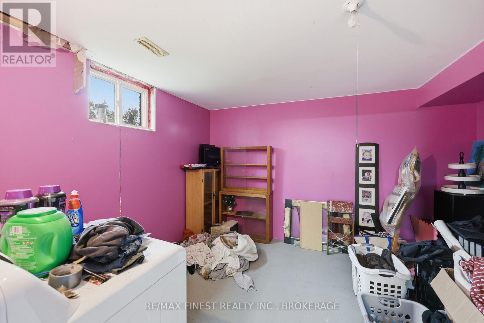 697 HINCH ROAD - 31