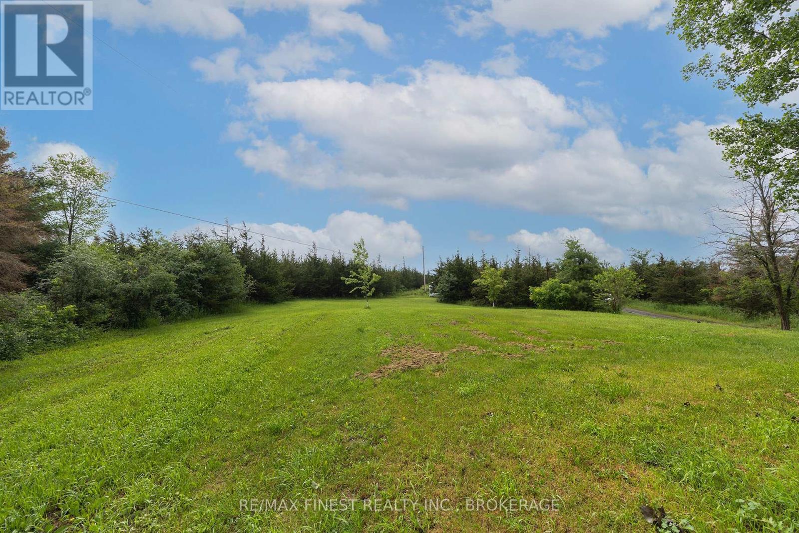 697 HINCH ROAD - 39
