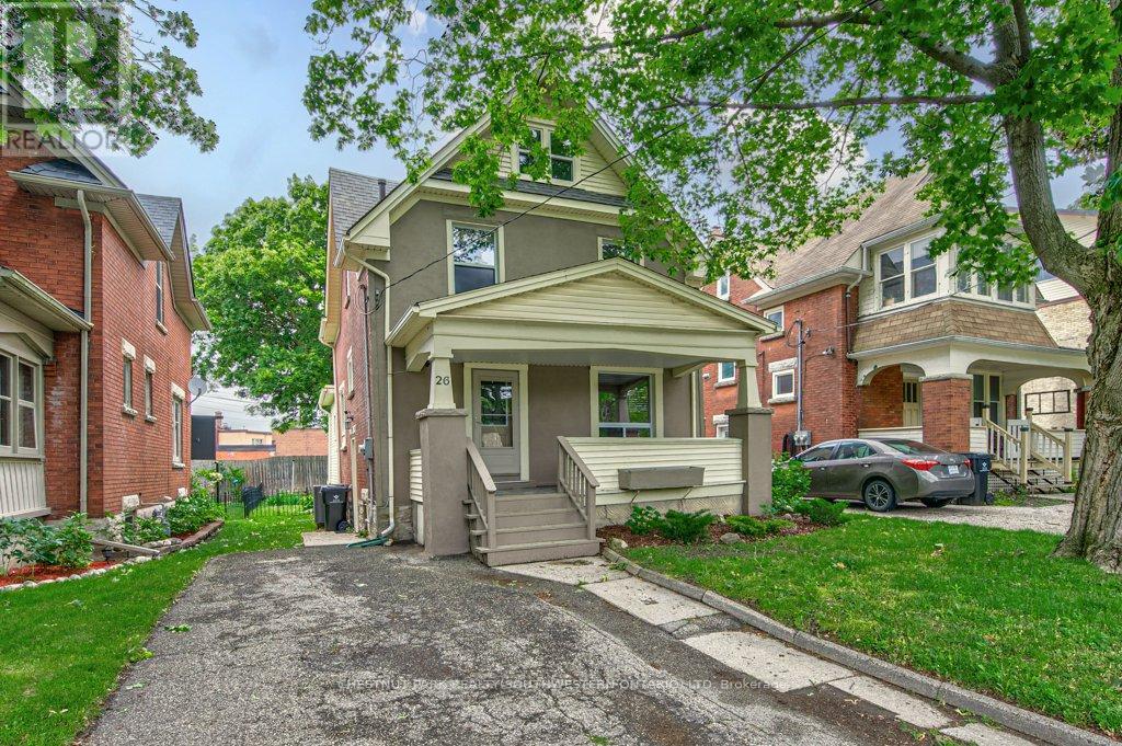 26 ST. LEGER STREET - 2