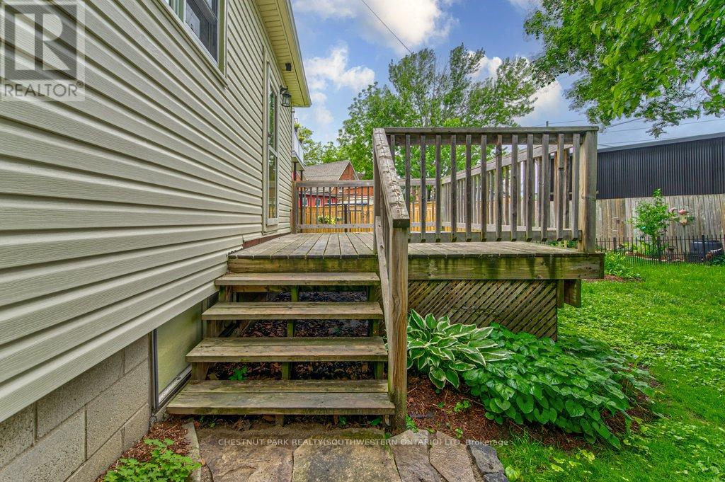 26 ST. LEGER STREET - 41