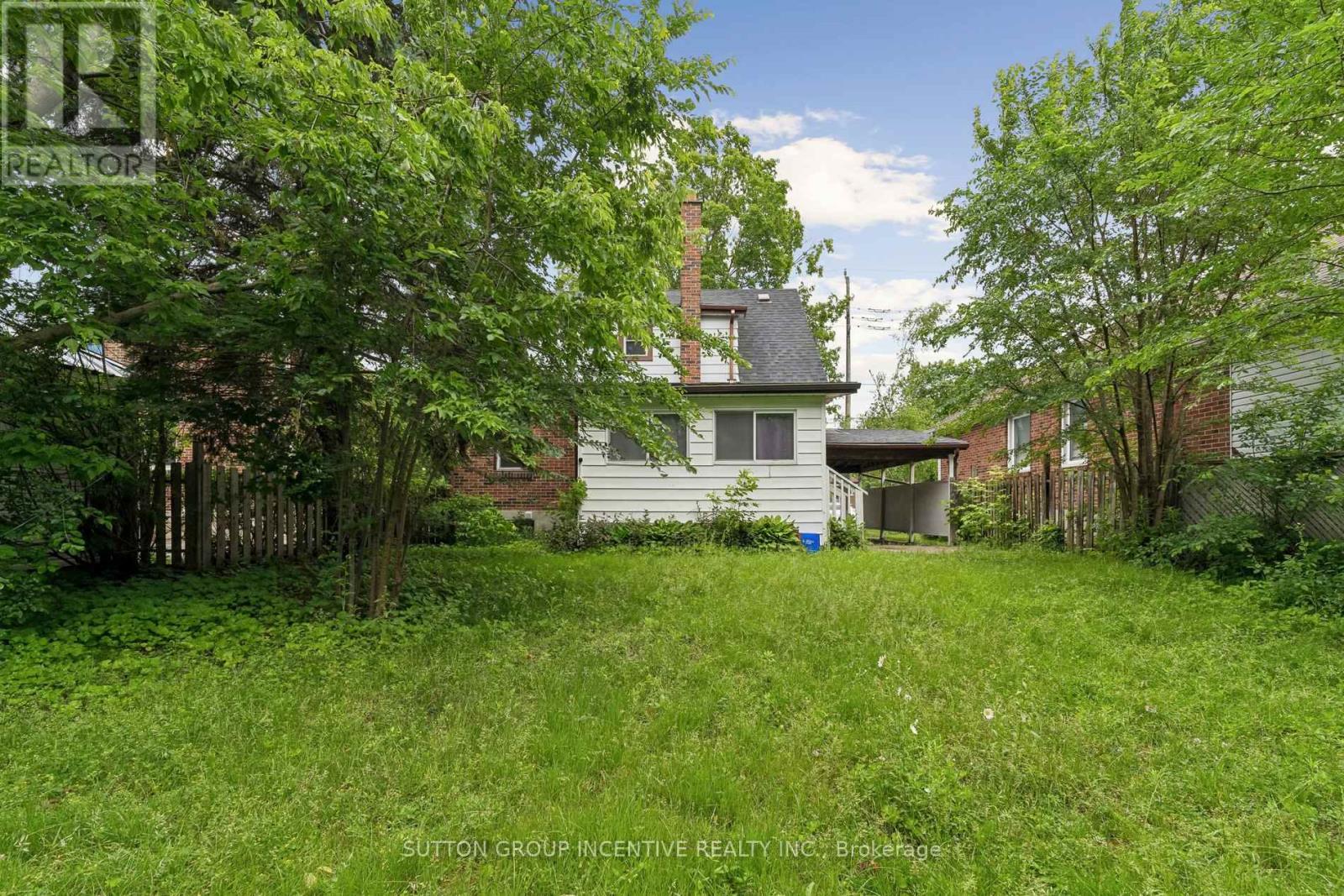 581 ARNDON AVENUE - 40