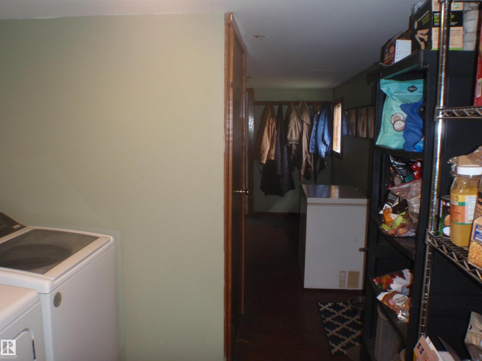 59204 Range Rd 23 — photo 44