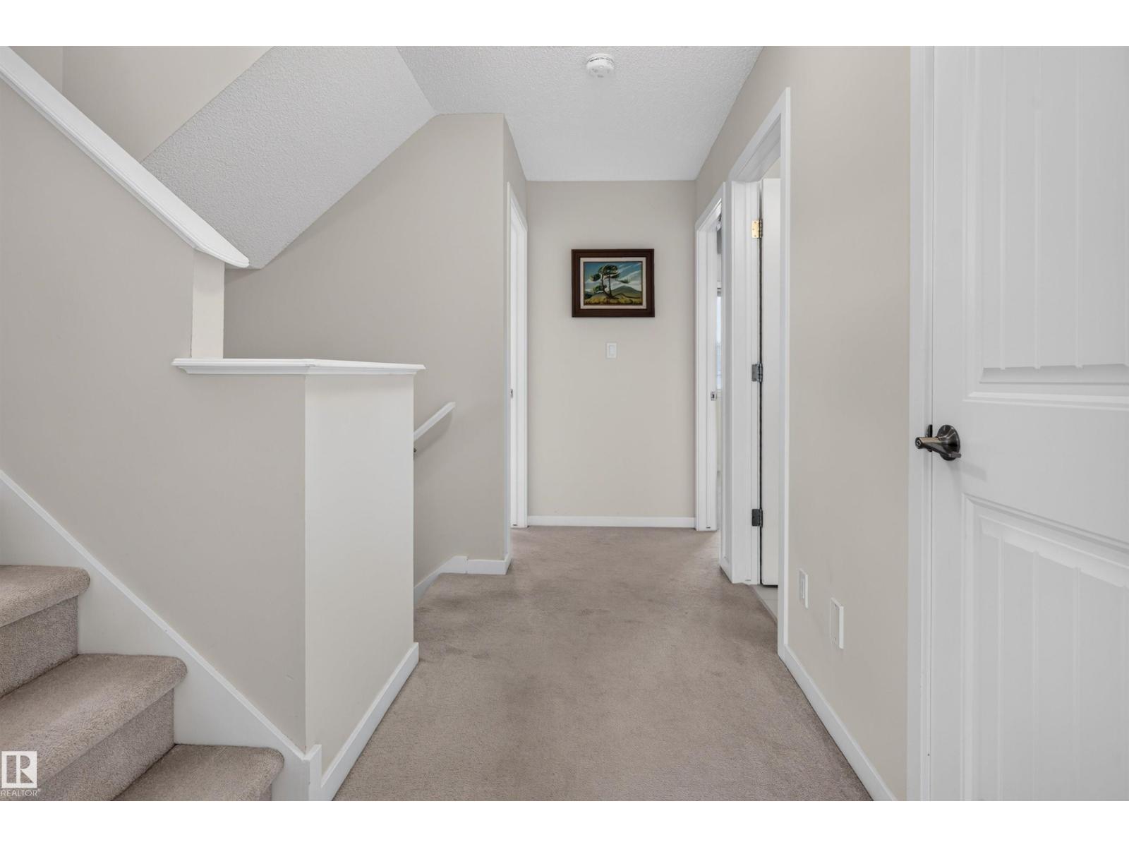6928 22 AV SW — photo 15