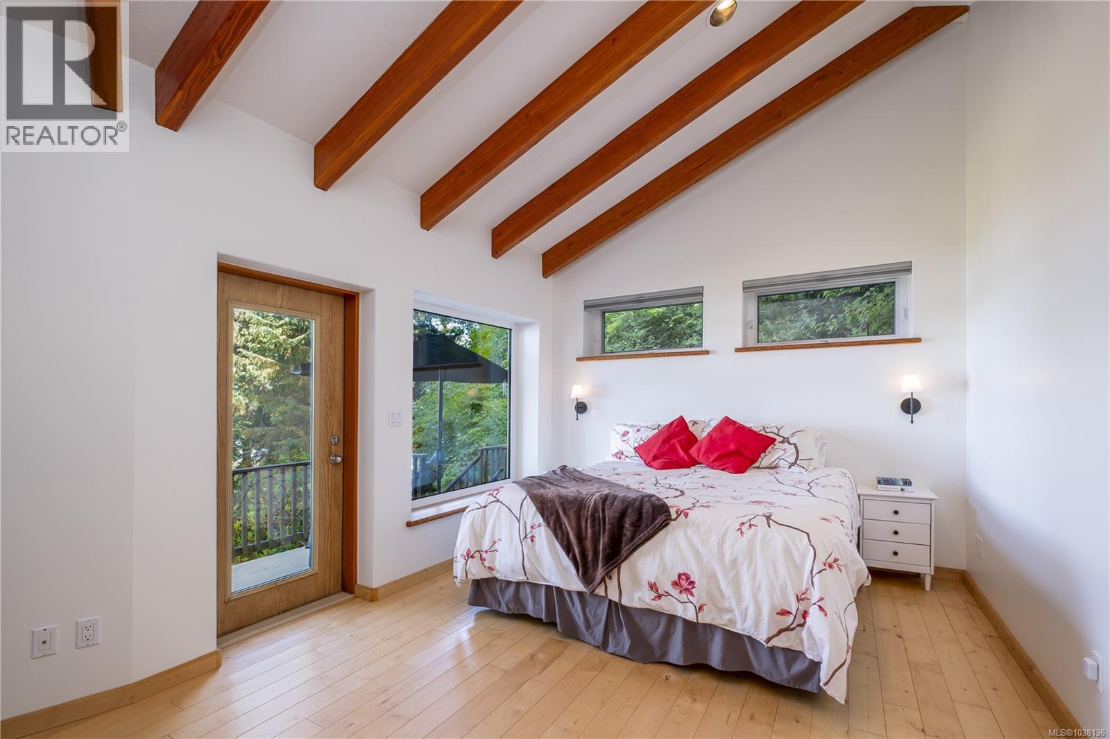 145 Petroglyph Way - 38