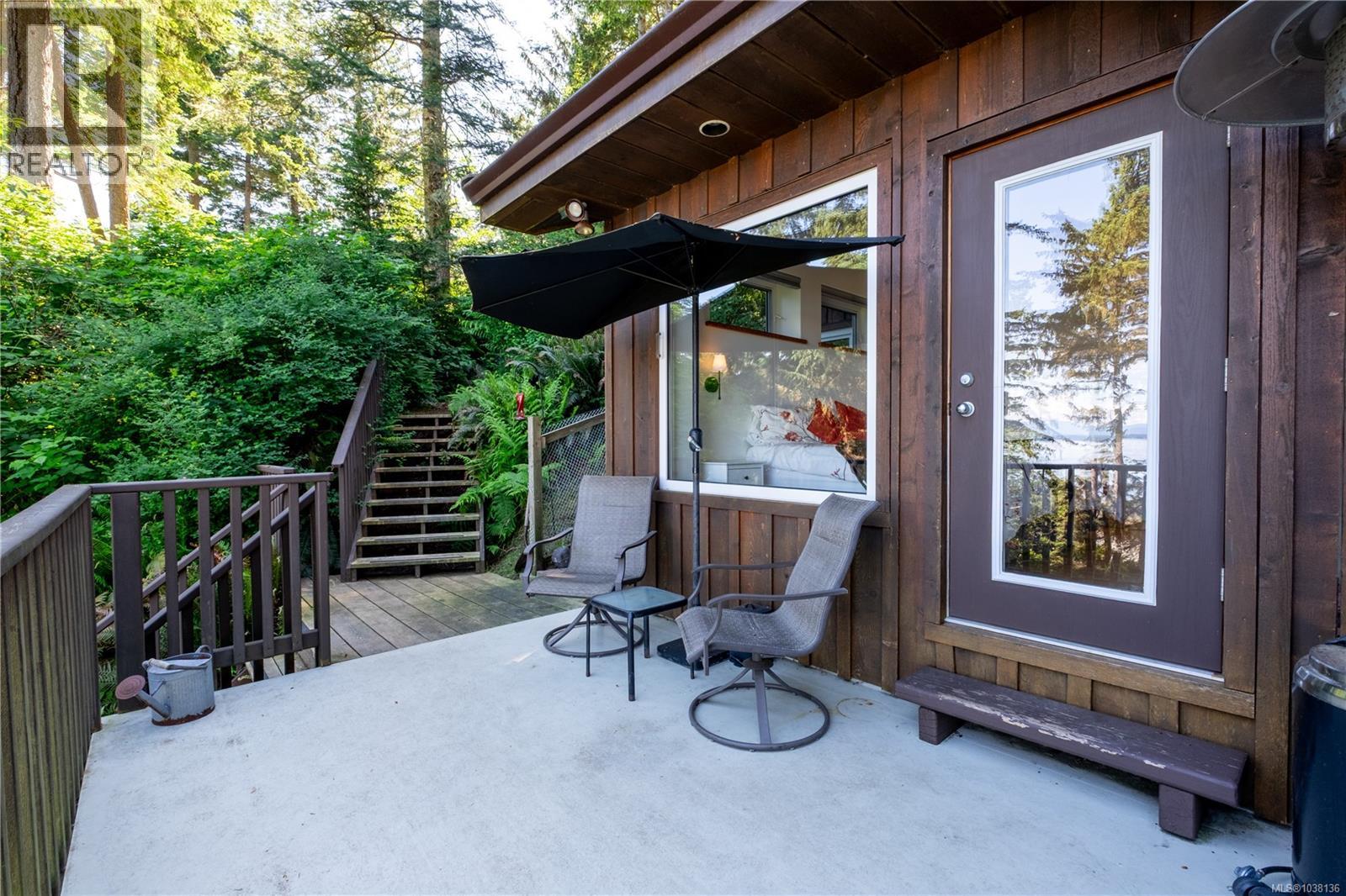 145 Petroglyph Way - 36